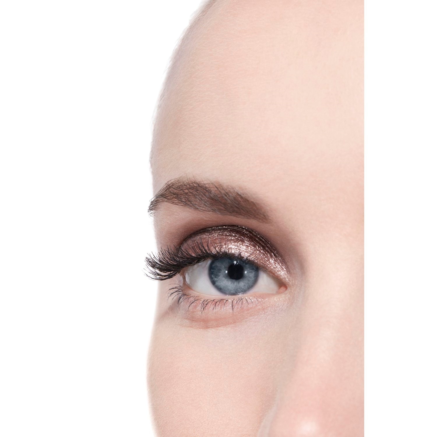 SOMBRA DE OJOS LÍQUIDA DE LARGA DURACIÓN